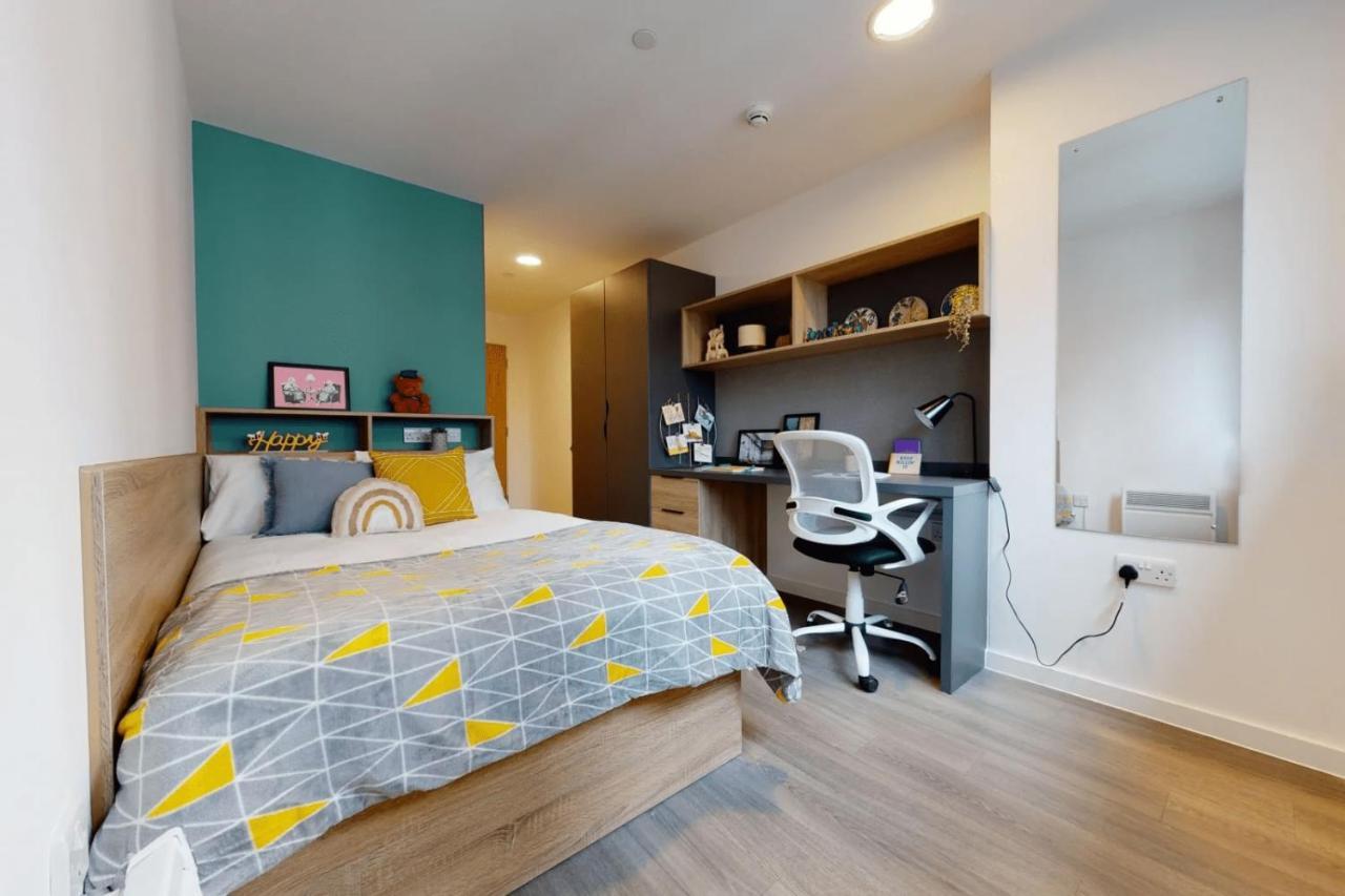 Canvas Wembley In London Ngoại thất bức ảnh
