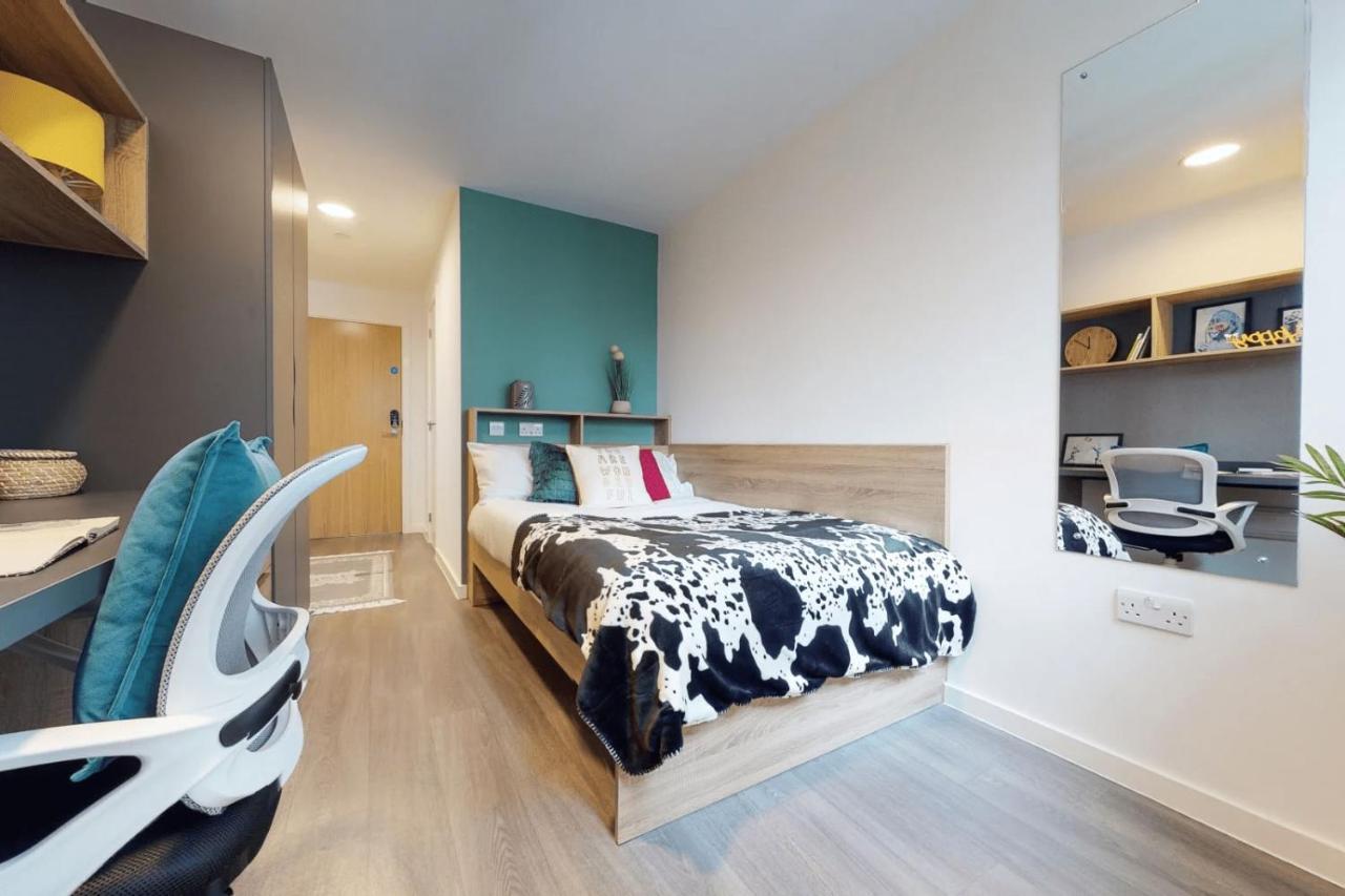 Canvas Wembley In London Ngoại thất bức ảnh